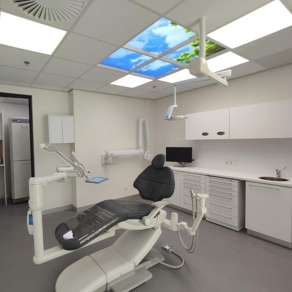 Valoris Dentists - Zahnklinik mit Dentled Lighting ausgestattet