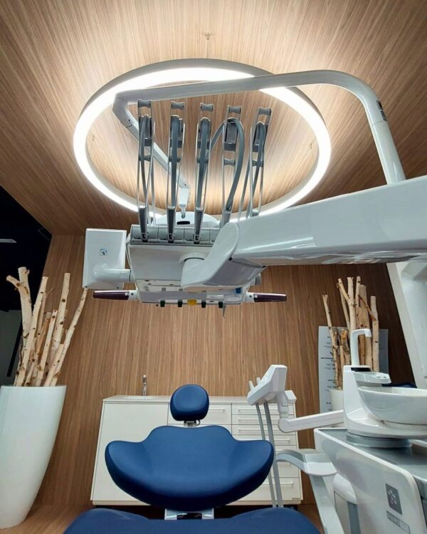 PVR150 Dentled - Die richtige Praxisbeleuchtung ist für Sie entscheidend Ihre Arbeit entspannt.