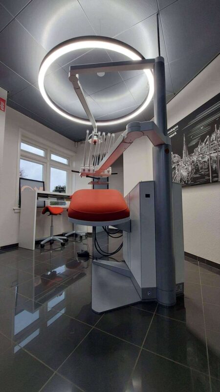 DentLed PVR150 Vollspektrum-LED-Ringlichter im Croonen Dental Service Showroom ausgestellt