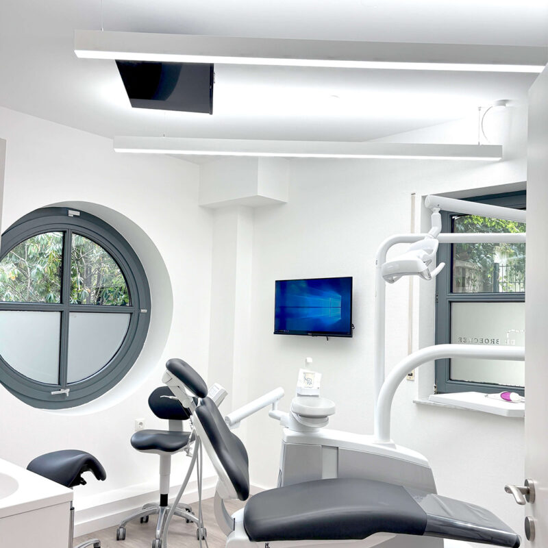 PHL18 Lichtlinie Weiß 1756 mm Vollspektrum doppellineare Zahnarztbeleuchtung
