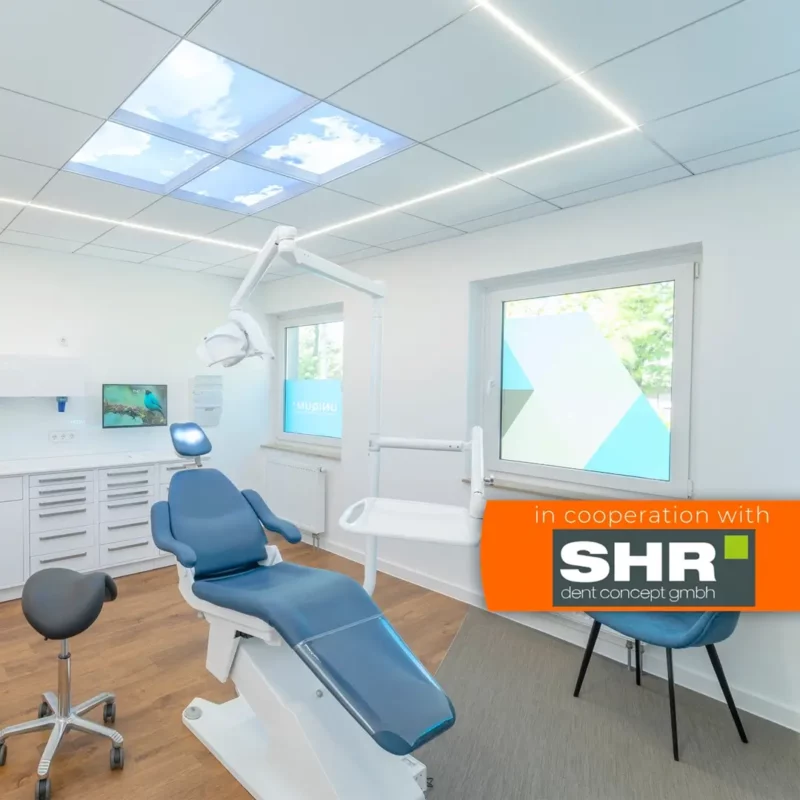 Hochauflösende Foto-LED-Deckenpaneele von Dentled in den Behandlungsräumen der MKG-Chirurgie NRW installiert.