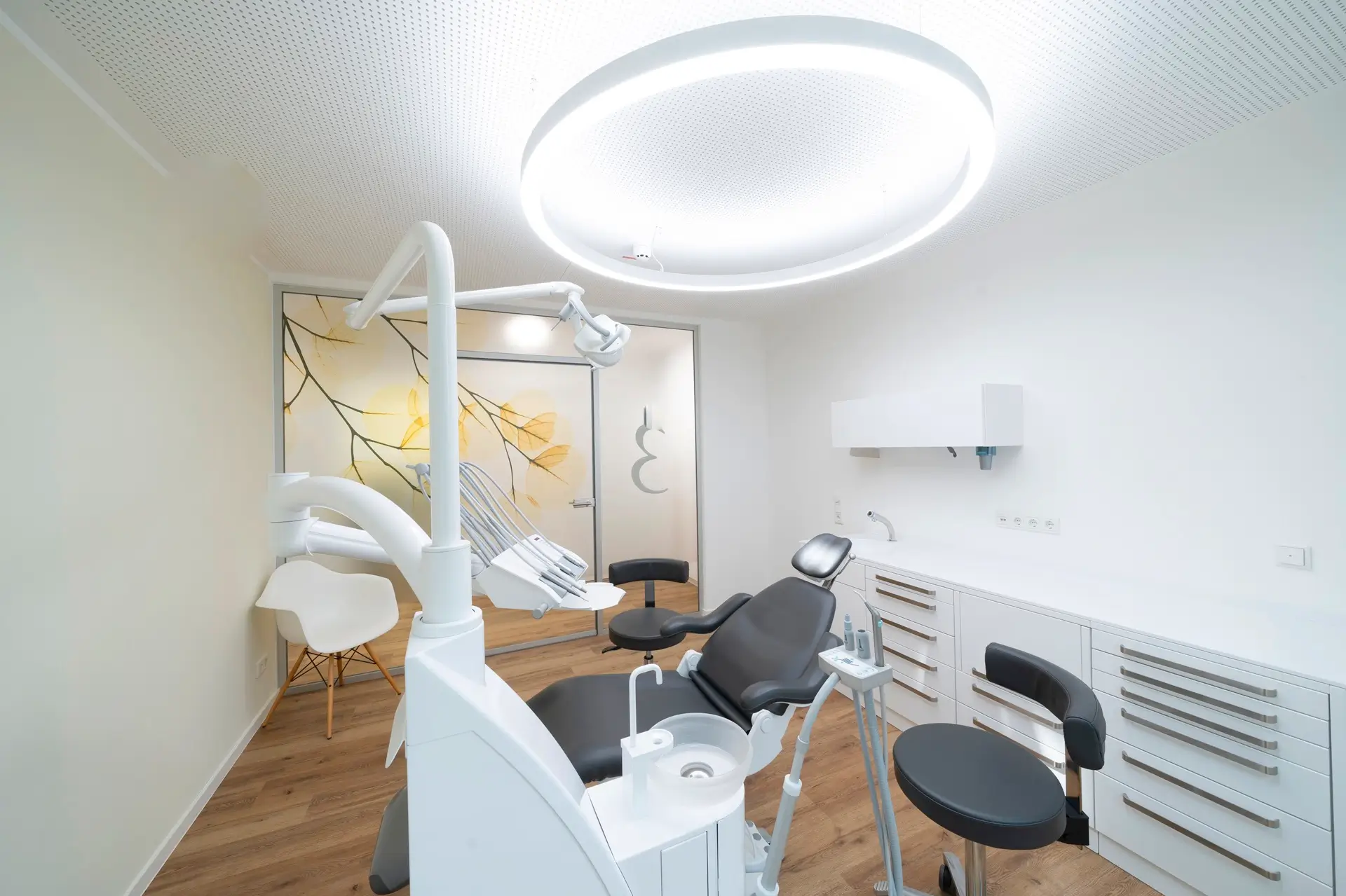 Vollspektrum-Zahnbeleuchtung mit CRI 97+ von Dentled PVR150