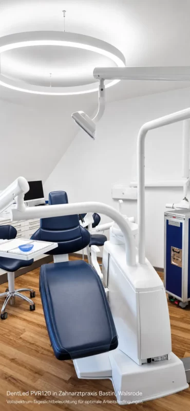 DentLed Vollspektrum-Tageslichtbeleuchtung, installiert im Rahmen der Modernisierung einer Zahnarztpraxis in Deutschland.